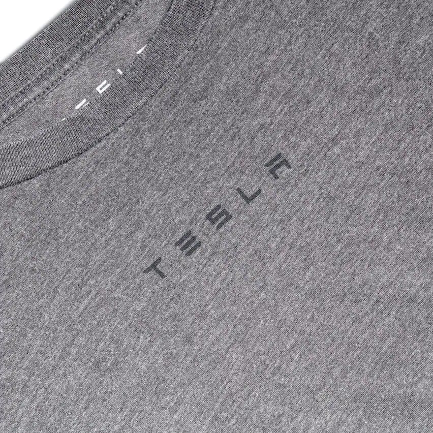 Women's turbine cropped long sleeve tee