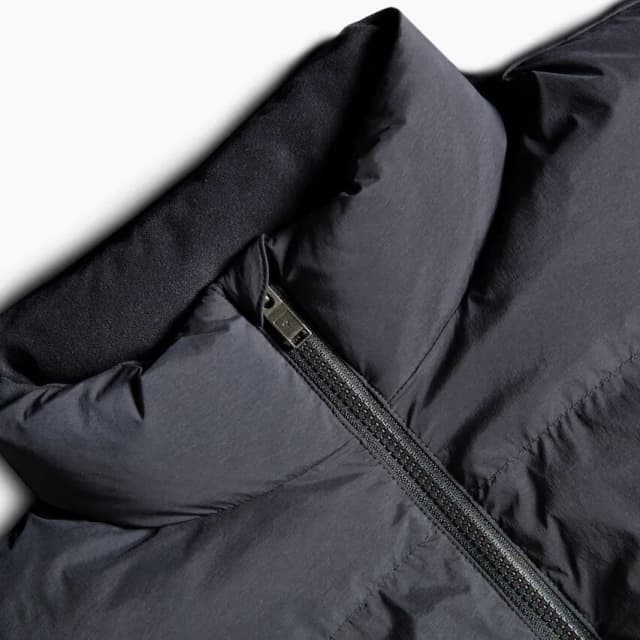 Women's cropped puffer jacket